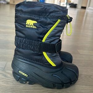 Sorel size 10 snow flurry boots